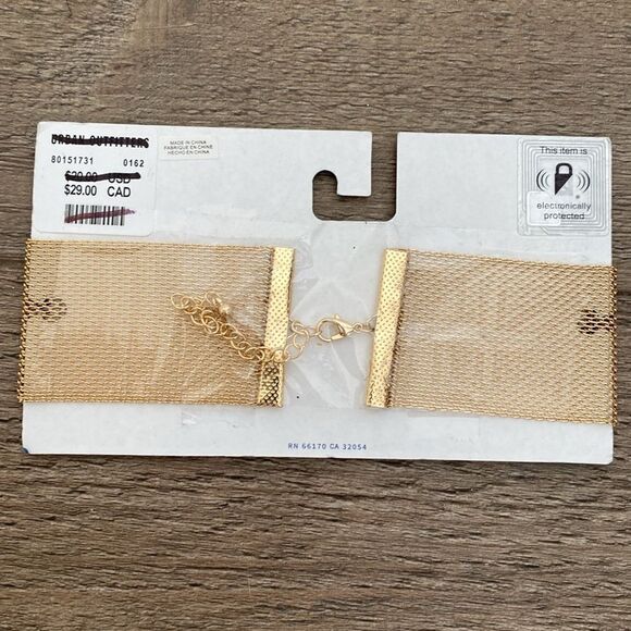 Urban Outfitters Mesh Chainmail Gold tone Thick Choker Necklace - Picture 2 of 3